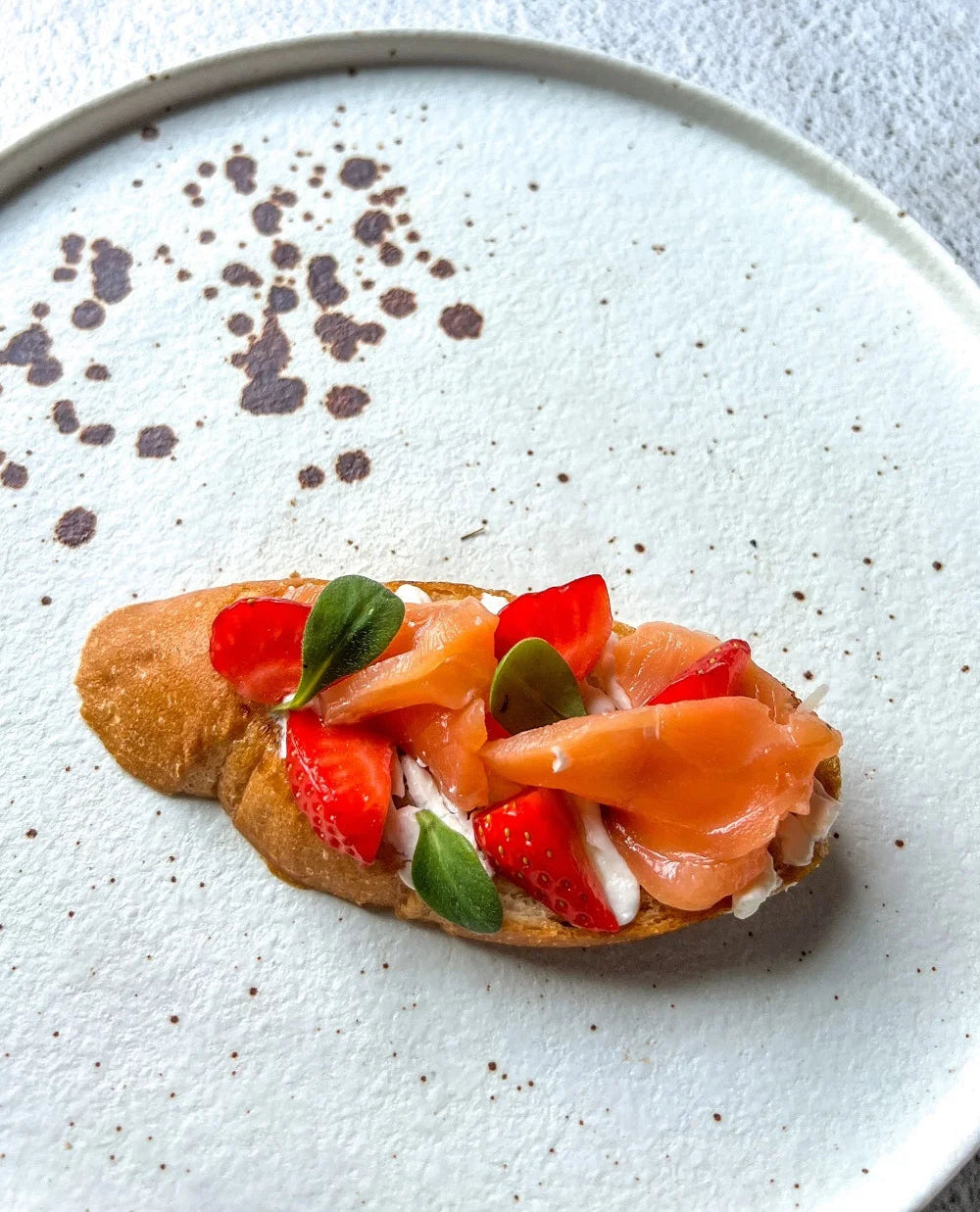 Saumon et fraises